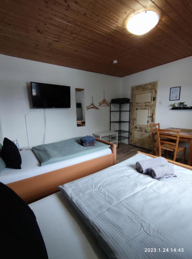 Ferienwohnung Beeden - Zur Glasschmiede Homburg  Luaran gambar